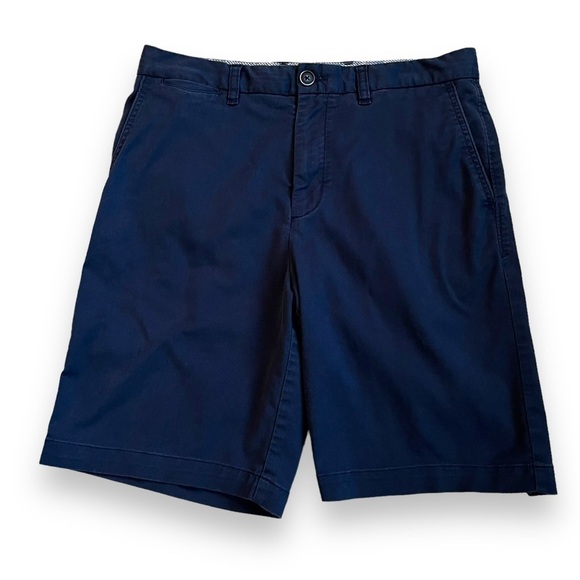 Tommy Bahama Chino Shorts 10" Coolmax Flat Front Preppy Golf Blue Size 32 - Picture 1 of 8